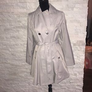 Trench coat